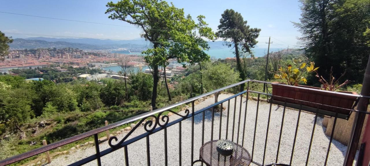 Agriturismo Belvedere 9 لا سبيتسْيا المظهر الخارجي الصورة
