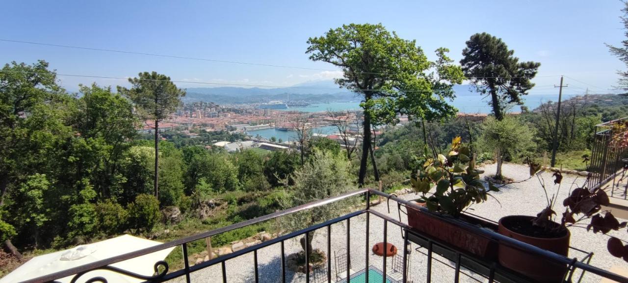 Agriturismo Belvedere 9 لا سبيتسْيا المظهر الخارجي الصورة