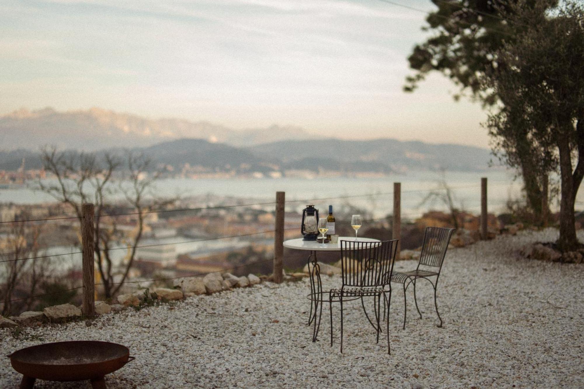 Agriturismo Belvedere 9 لا سبيتسْيا المظهر الخارجي الصورة