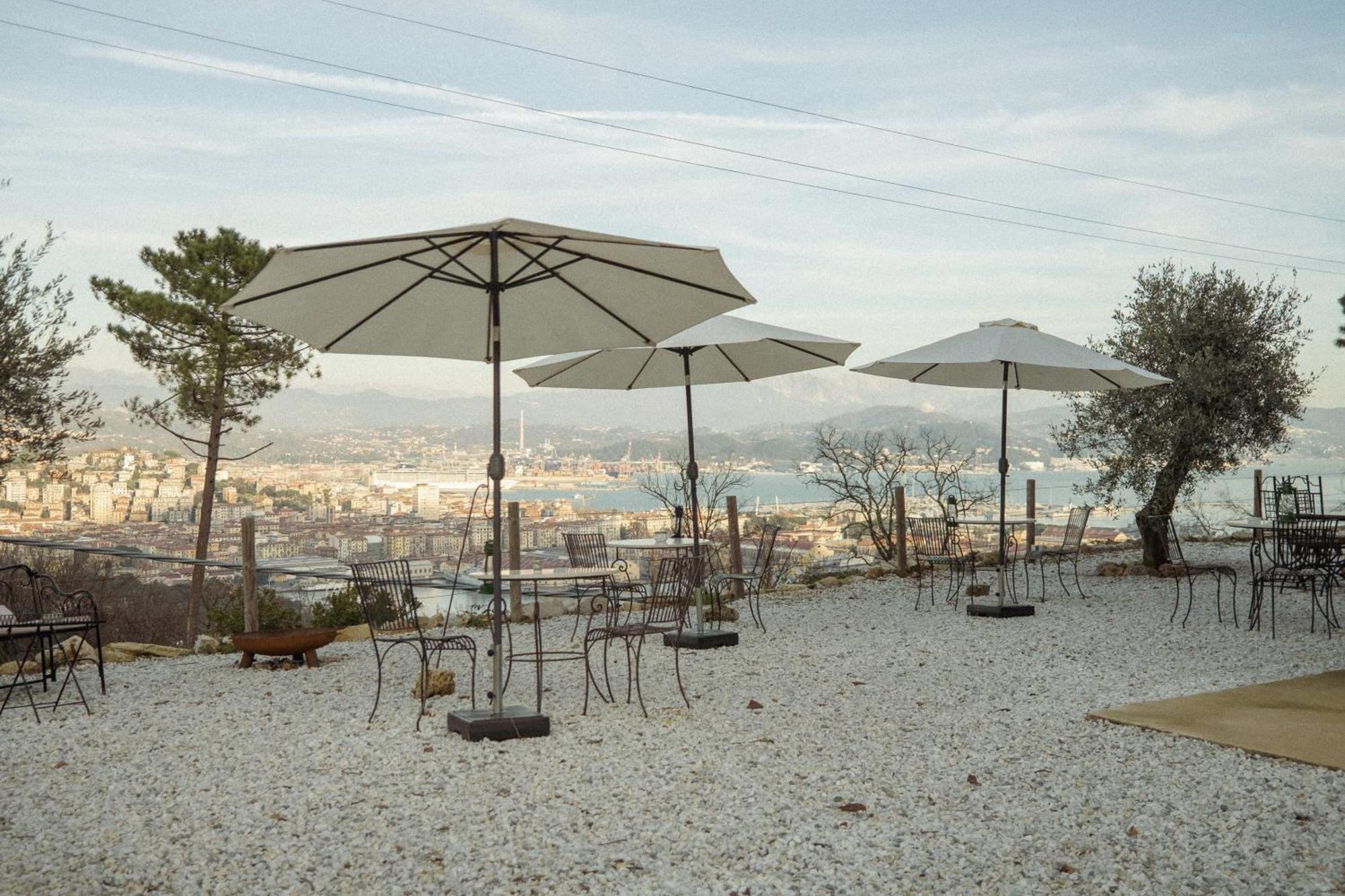 Agriturismo Belvedere 9 لا سبيتسْيا المظهر الخارجي الصورة